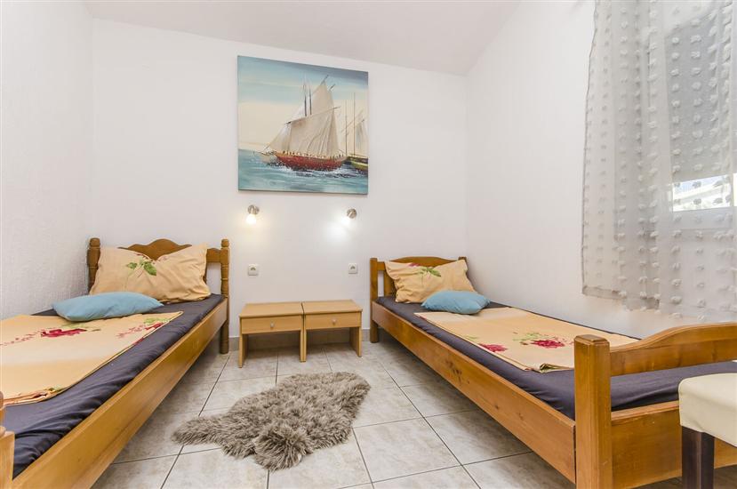 Apartment A2, for 4 persons