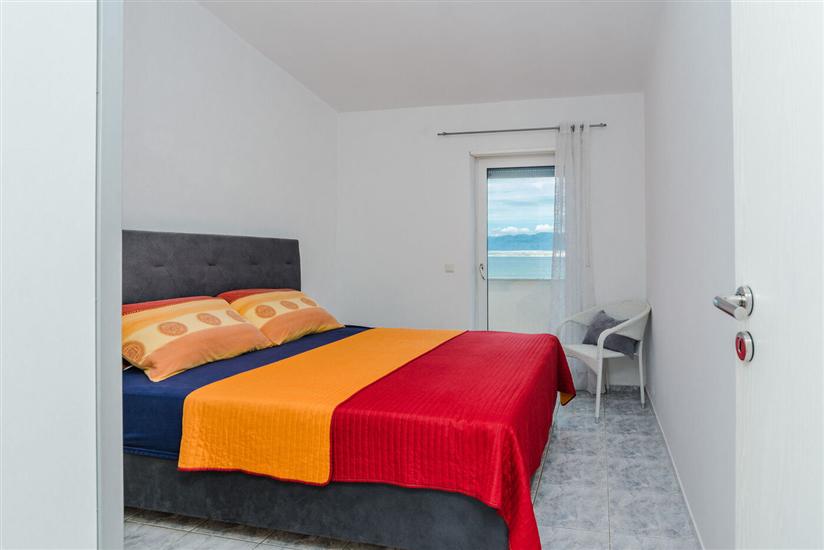 Apartment A2, for 5 persons