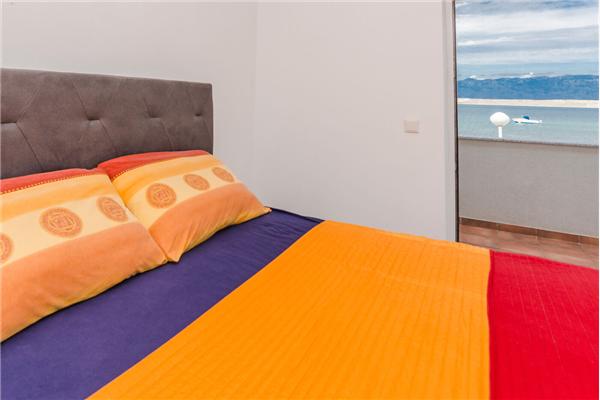 Apartment A2, for 5 persons