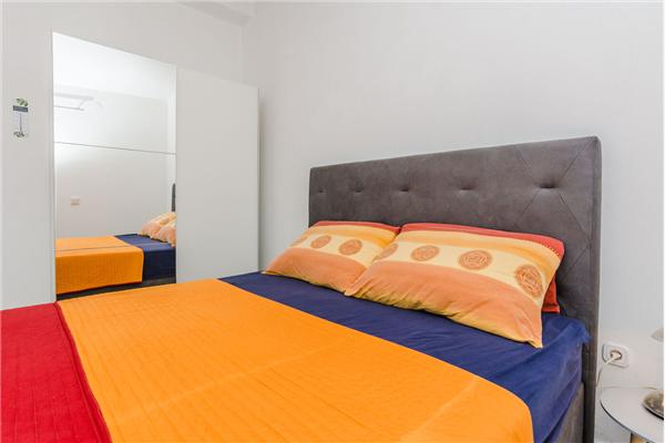 Apartment A2, for 5 persons