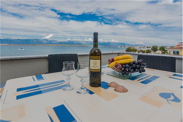 Apartment A2, for 5 persons