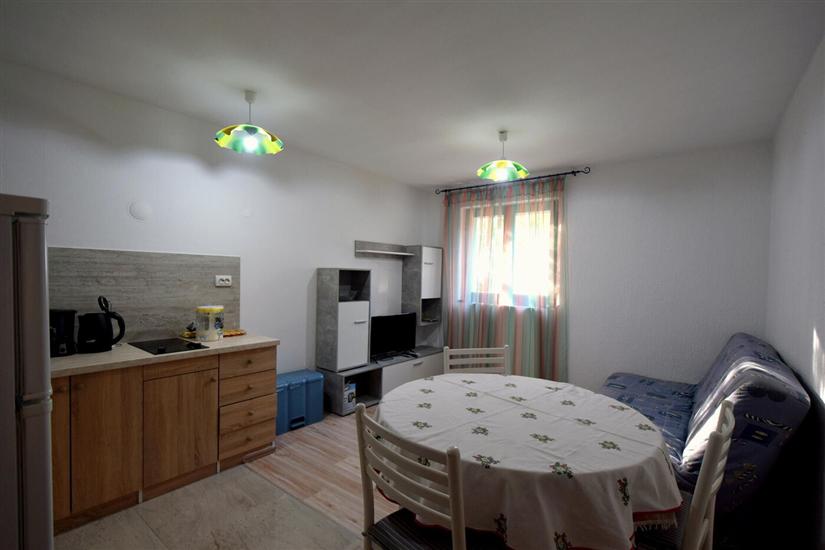 Apartment A2, for 3 persons