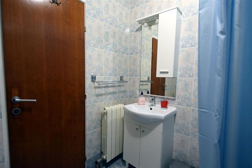 Apartment A2, for 3 persons