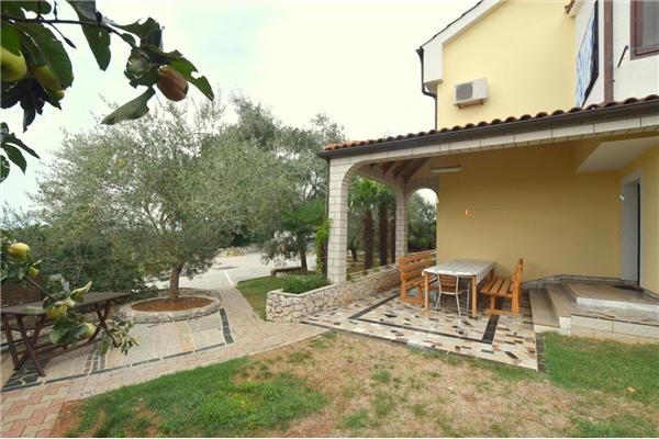 Apartment A1, for 10 persons