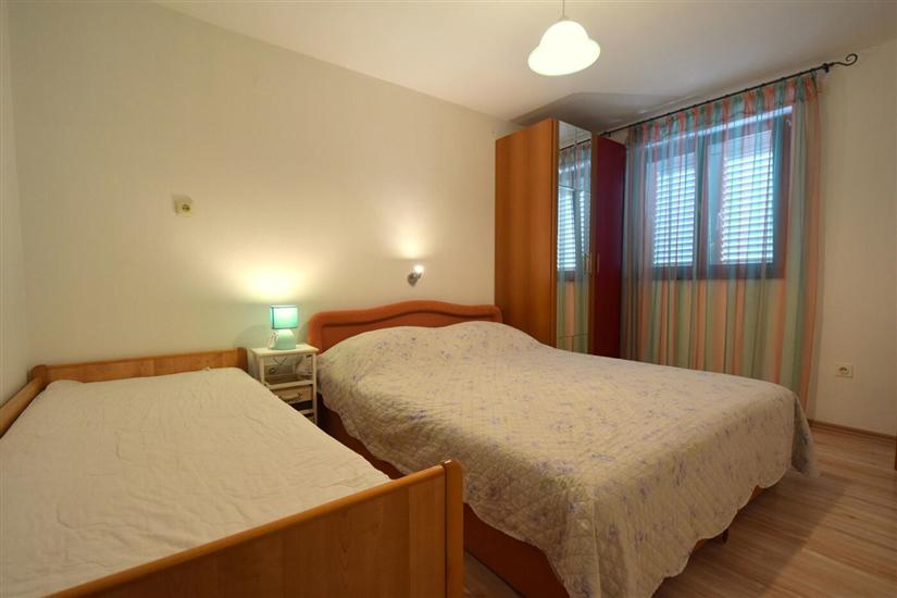 Apartment A1, for 10 persons