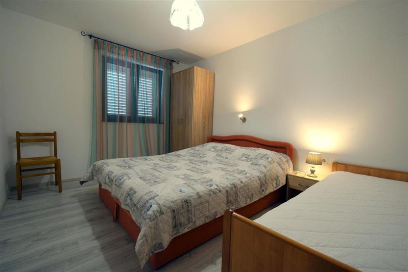 Apartment A1, for 10 persons