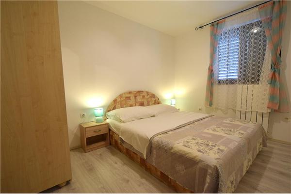 Apartment A1, for 10 persons