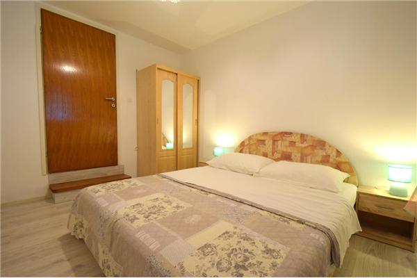 Apartment A1, for 10 persons