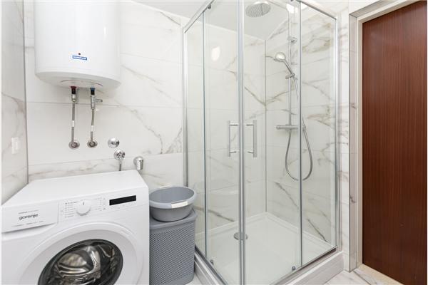 Apartment A1, for 5 persons