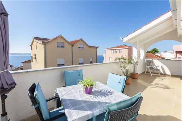 Apartment A1, for 5 persons