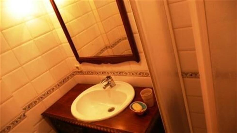 Room S3, for 2 persons