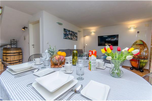 House K1, for 8 persons