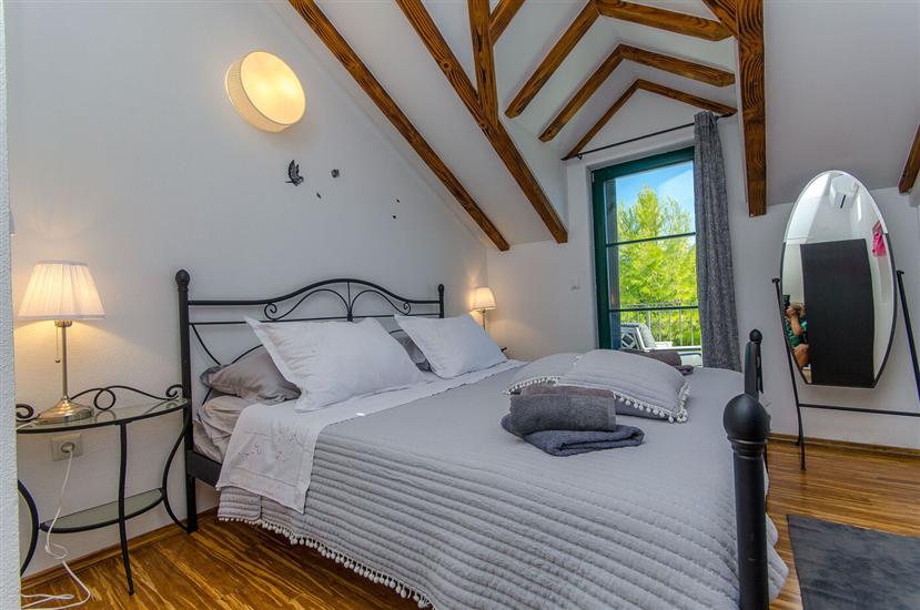 House K1, for 8 persons