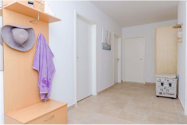 Apartment A1, for 5 persons