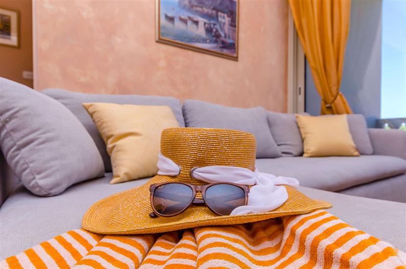 Apartment A2, for 5 persons