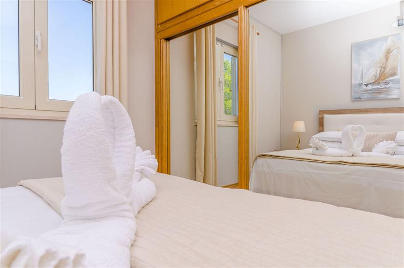 Apartment A2, for 5 persons