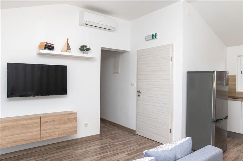 Apartment A1, for 5 persons