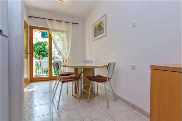 Apartment A1, for 6 persons