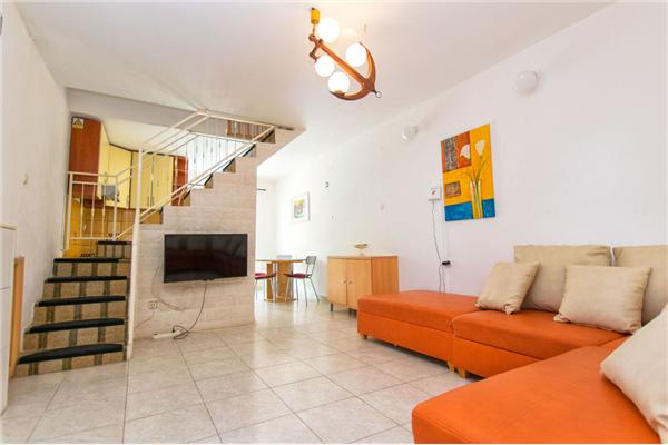 Apartment A1, for 6 persons