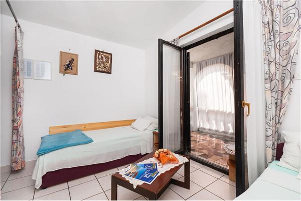 Apartment A2, for 4 persons