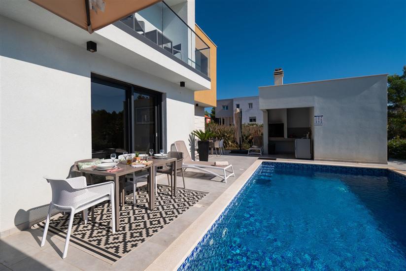 Apartment A3, for 6 persons