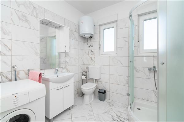 Apartment A1, for 8 persons