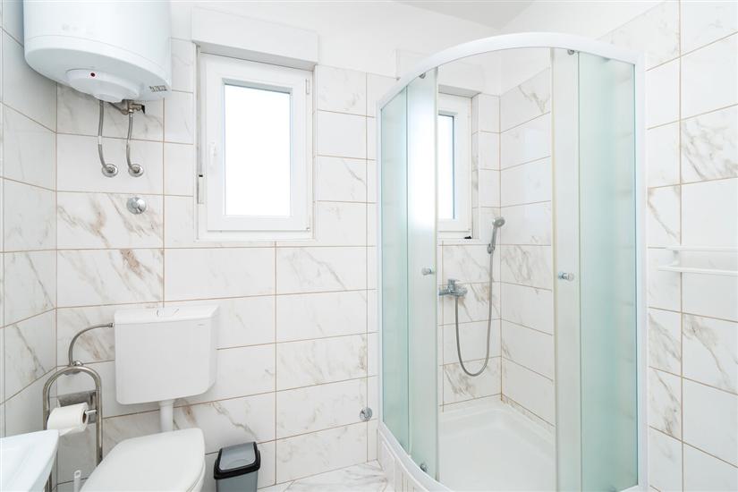 Apartment A1, for 8 persons