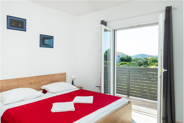 Apartment A1, for 8 persons