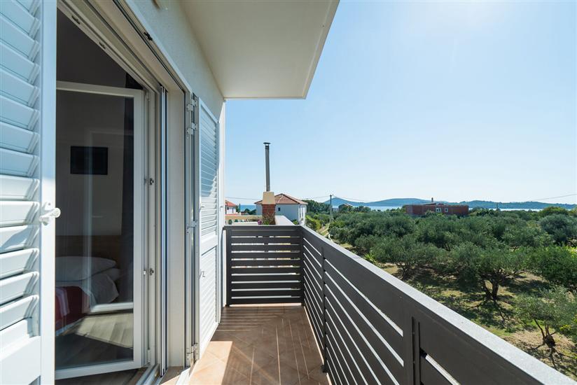 Apartment A1, for 8 persons