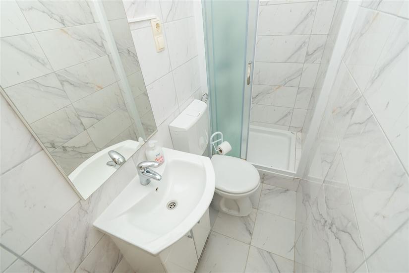 Apartment A1, for 8 persons