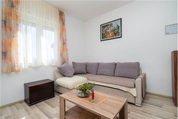 Apartment A1, for 8 persons