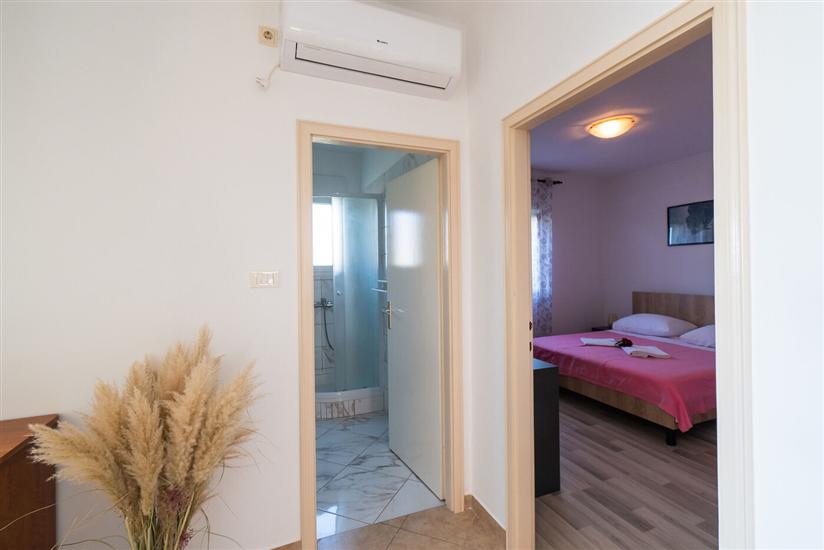 Apartment A1, for 8 persons
