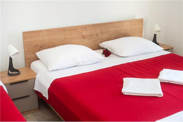 Apartment A1, for 8 persons