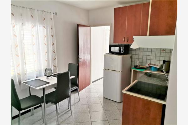 Apartment A4, for 3 persons