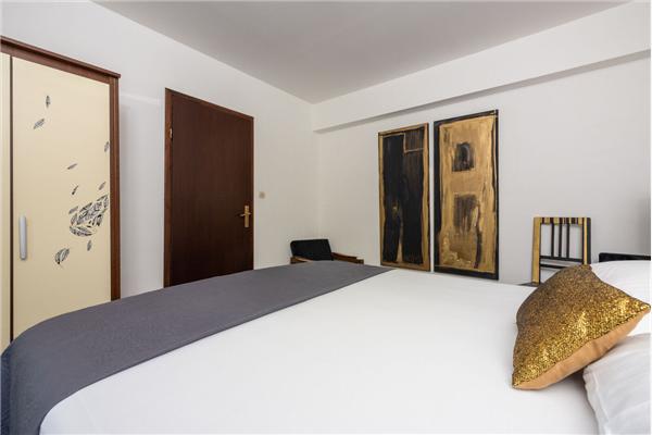 House A1, for 7 persons