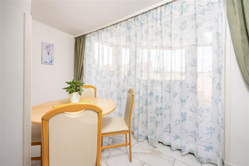 Apartment A2, for 4 persons