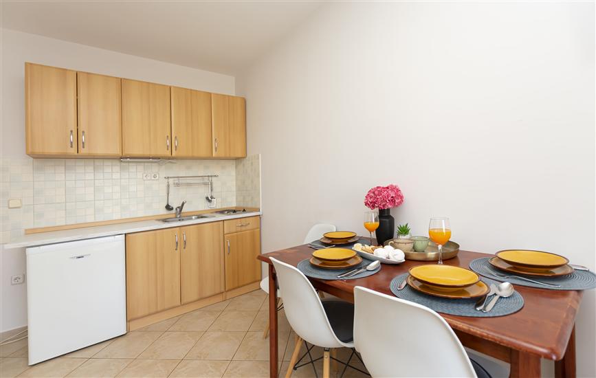 Apartment A2, for 4 persons