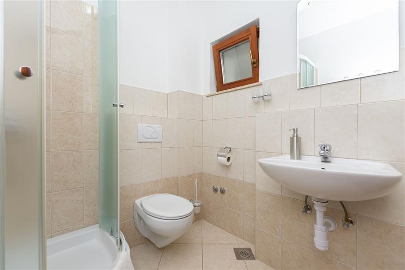 Apartment A2, for 4 persons