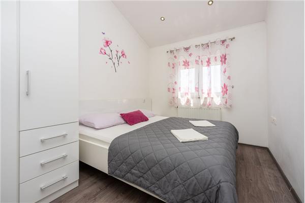 Apartment A3, for 6 persons