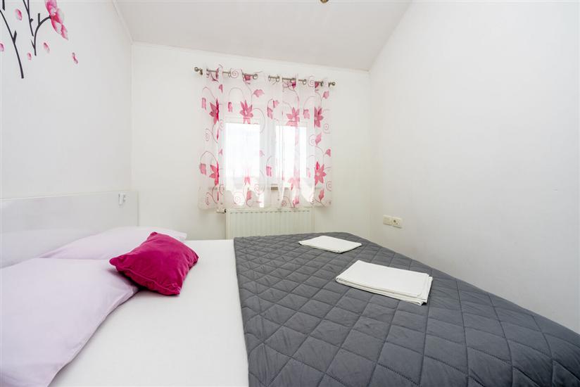 Apartment A3, for 6 persons