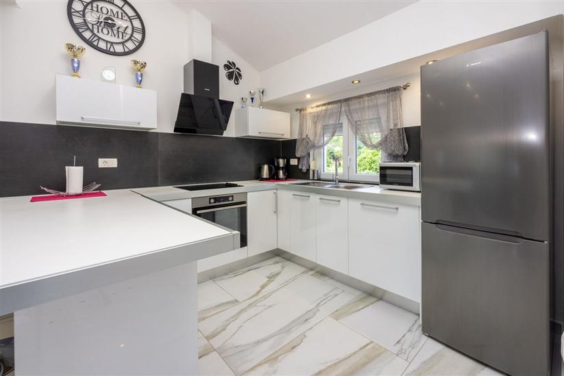 Apartment A3, for 6 persons