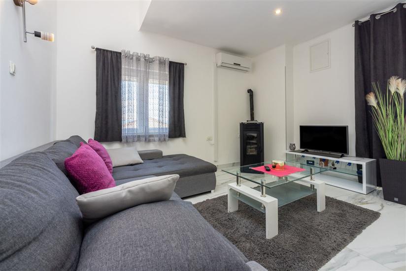 Apartment A3, for 6 persons