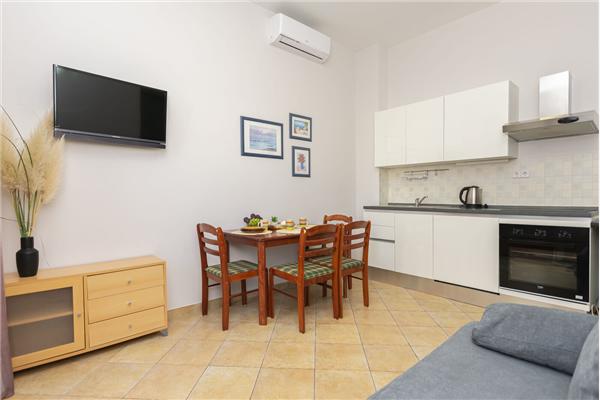 Apartment A4, for 4 persons