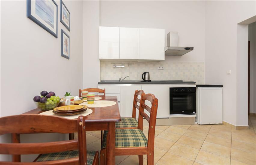 Apartment A4, for 4 persons