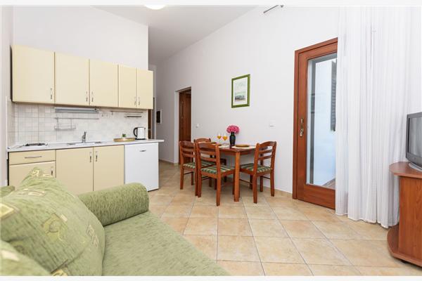 Apartment A5, for 4 persons