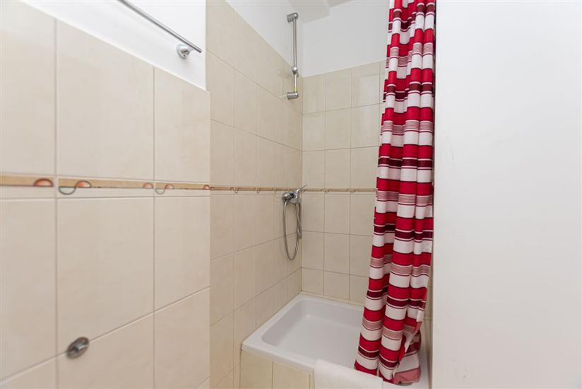 Apartment A6, for 4 persons