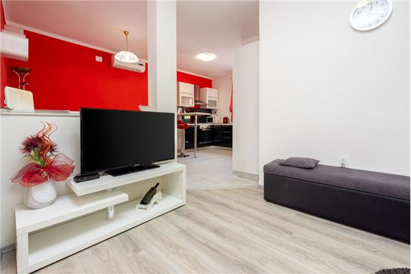 Apartment A1, for 5 persons