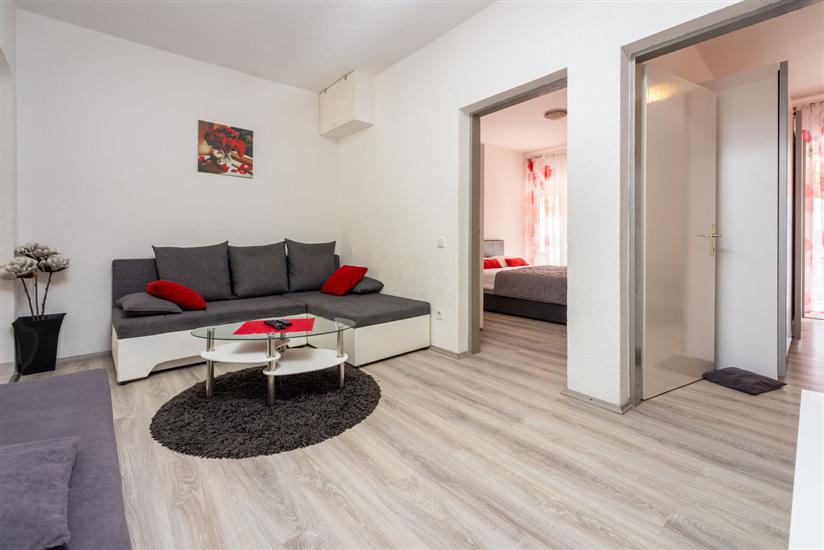 Apartment A1, for 5 persons