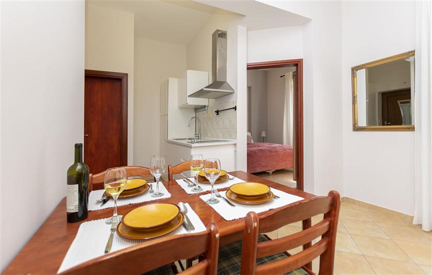 Apartment A6, for 4 persons