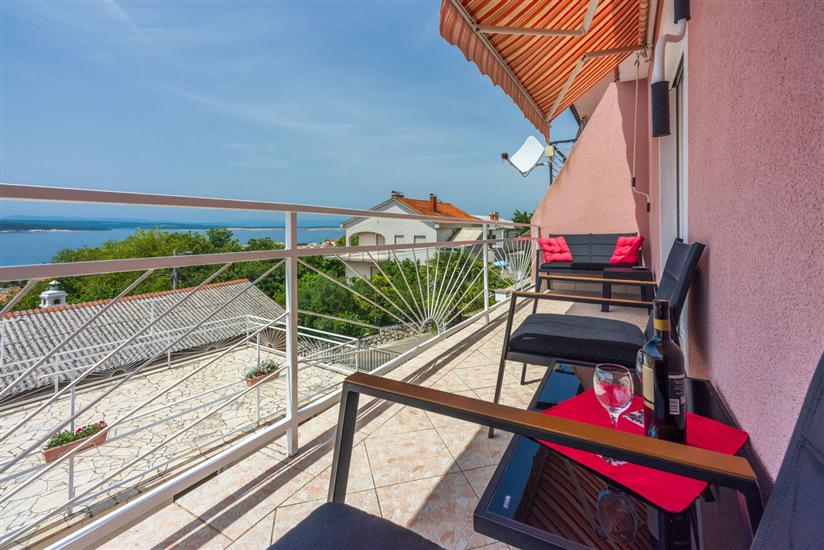 Apartment A1, for 5 persons